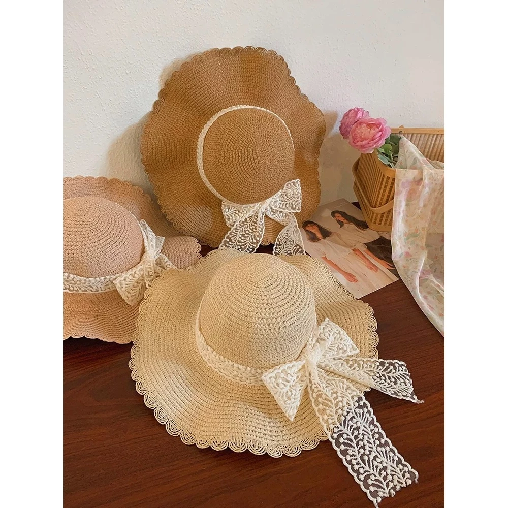 หมวกสานปีกกว้าง มีโบว์สามารถดึงออกและมัดใหม่ได้ หมวกไปทะเลกันแดด พร้อมส่ง